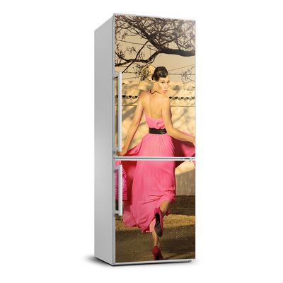 Hűtőre ragasztható matrica Nő, rózsaszín