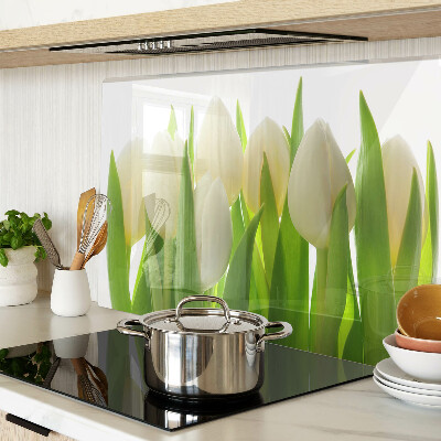 Üveg vágódeszka Tulipánok zöld levelek hátterében