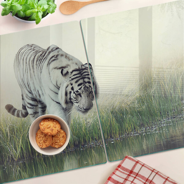 Üveg vágódeszka fényképpel Tigris a fűben