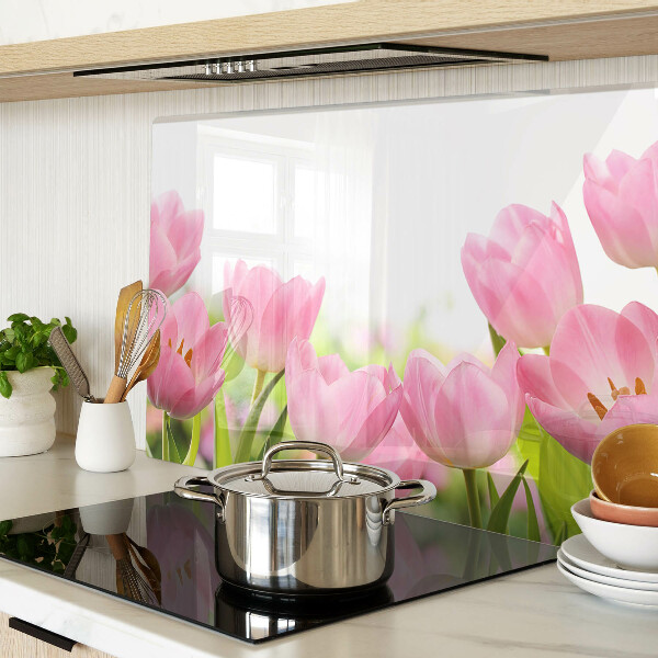 Üveg vágódeszka fényképpel Rózsaszín tulipánok a kertben