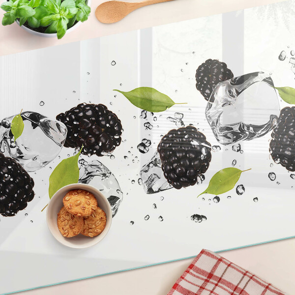Edzett üveg vágódeszka Málna levelekkel és vízcseppekkel