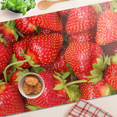 Üveg vágódeszka Eper a háttérben