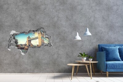 Fali matrica lyuk a falban Tower Bridge Londonban