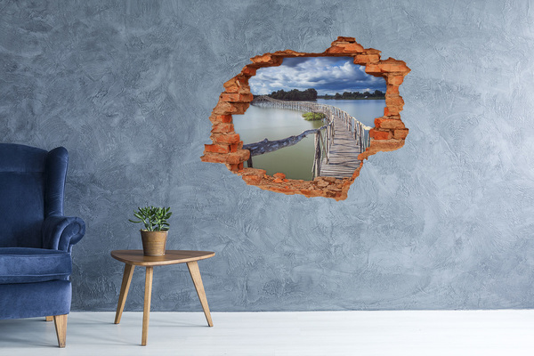 Fali matrica lyuk a falban Egy híd a vízen