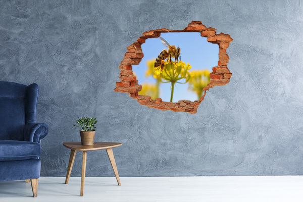 Fali matrica lyuk a falban Egy méh a virágon