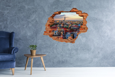 Fali matrica lyuk a falban Madártávlatból a város