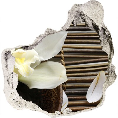 Fali matrica lyuk a falban Virágos oázis a kövek között