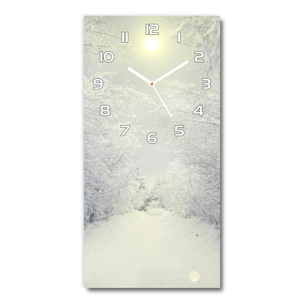 Téglalap alakú üvegóra Erdőben télen