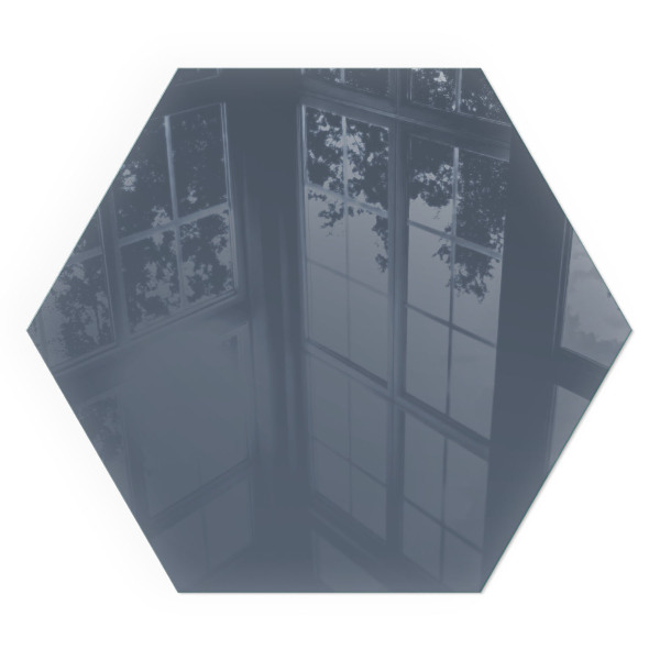 Hatszög alakú üveg kandalló alátét Szín: Sötétkék