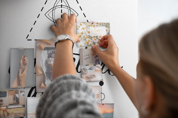 Parafa üzenőtábla A kaland és a felfedezés geometriai szimbólumai