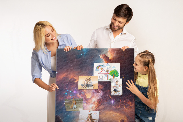Nagyméretű parafatábla Kozmikus jelenségek egy színes galaxisban