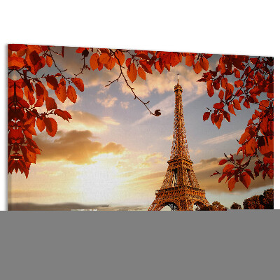 Nagy parafatábla Eiffel-torony őszi tájban.