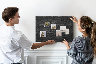 Parafatábla falra Közeli kép egy sötét, texturált téglafalról