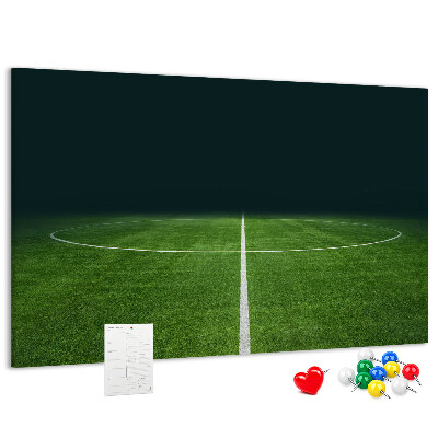 Nagy parafatábla Futballpálya vonalakkal és fűvel.