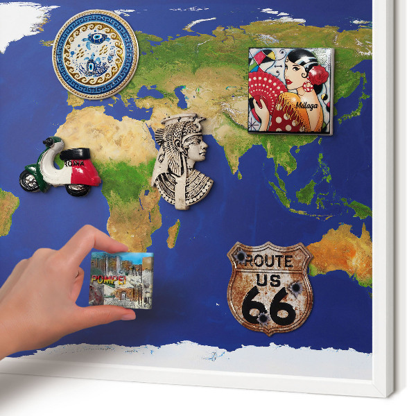 Tábla utazási mágneseknek fehér keret A világ feltérképezése