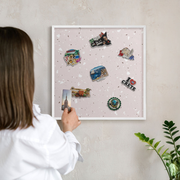 Fém tábla mágneseknek fehér keretben Modern terrazzo