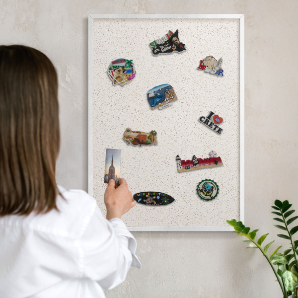Tábla utazási mágneseknek fehér keret Apró pontok