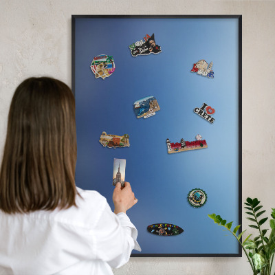Mágneses tábla emlék mágneseknek fekete keretben Kék színátmenetek