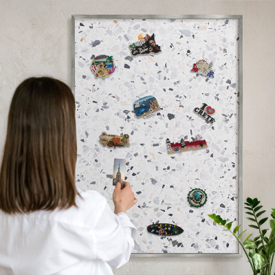 Tábla nyaralási mágneseknek ezüst keret Terrazzo stílus