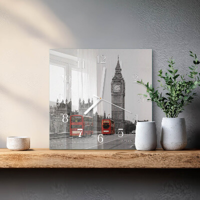 Szögletes fali üvegóra London
