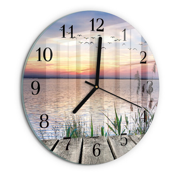 Kerek üvegóra Tó